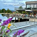 מלון Stadthotel Und Restaurant Am *